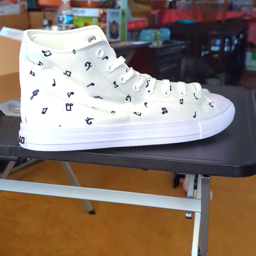 RAAD Shoes men size 13 musical note print